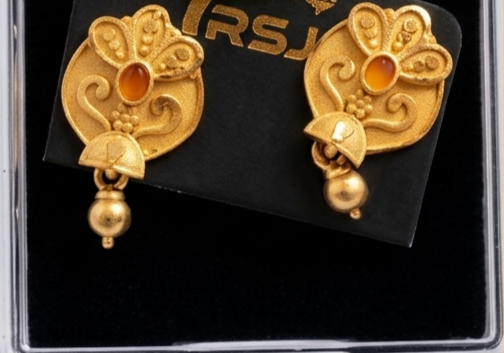 1 Vintage Malwa Antique Gold-Plated Floral Droplet Jhumka - Image 6