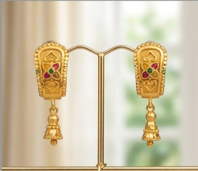 4 Rajwada Ruby-Center Antique Shield Latkan - Image 7